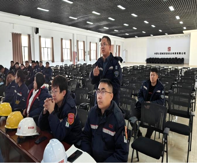乌拉特后旗交警大队走进利记资源开展交通清静宣传活动_利记（官网）